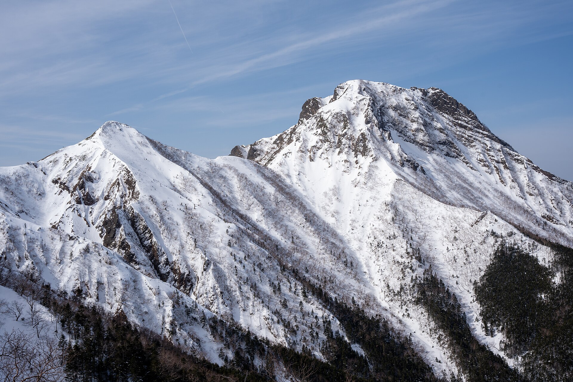 雪の赤岳（冬の八ヶ岳）