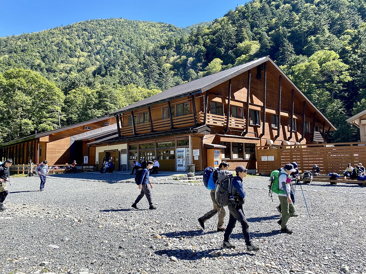 横尾山荘